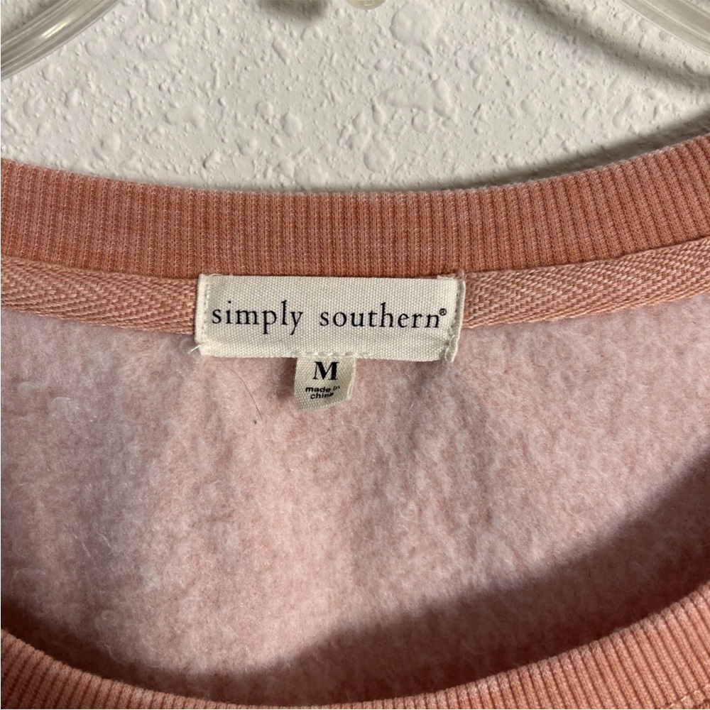 Simply Southern Messy Hair Don’t Care Fleece Sweatshirt Sz M Relaxed Fit Peach - Picture 6 of 12